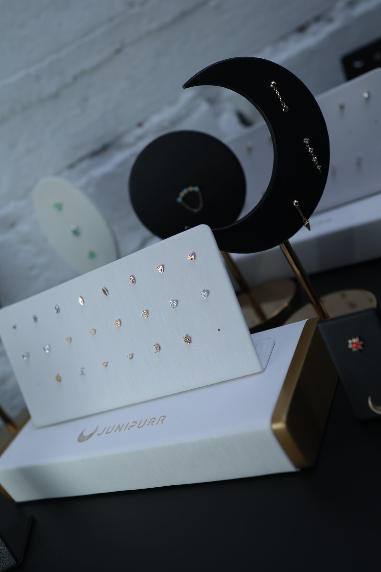 Over 400 jewelry options