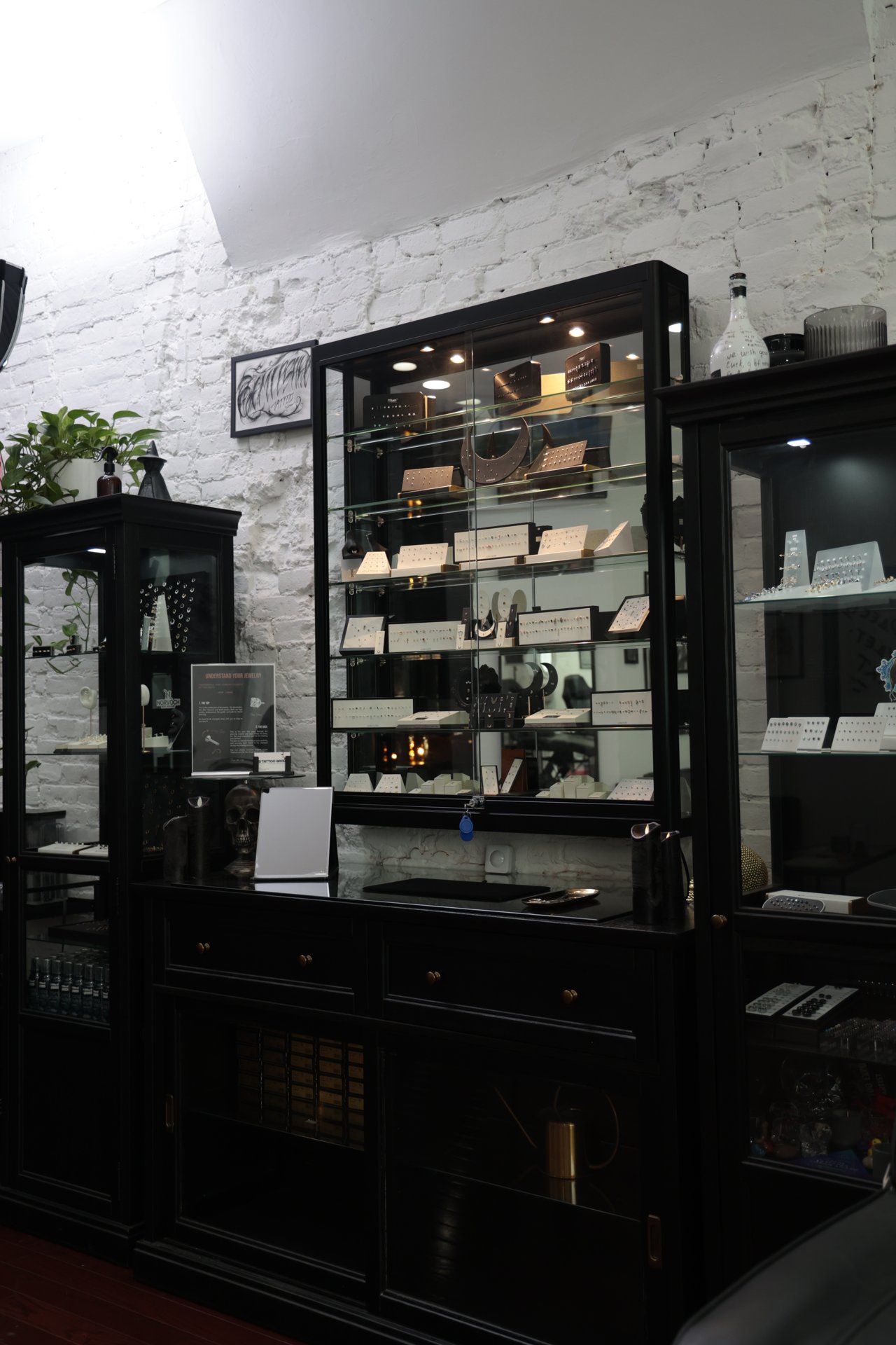 Nose Piercing NYC studio interior